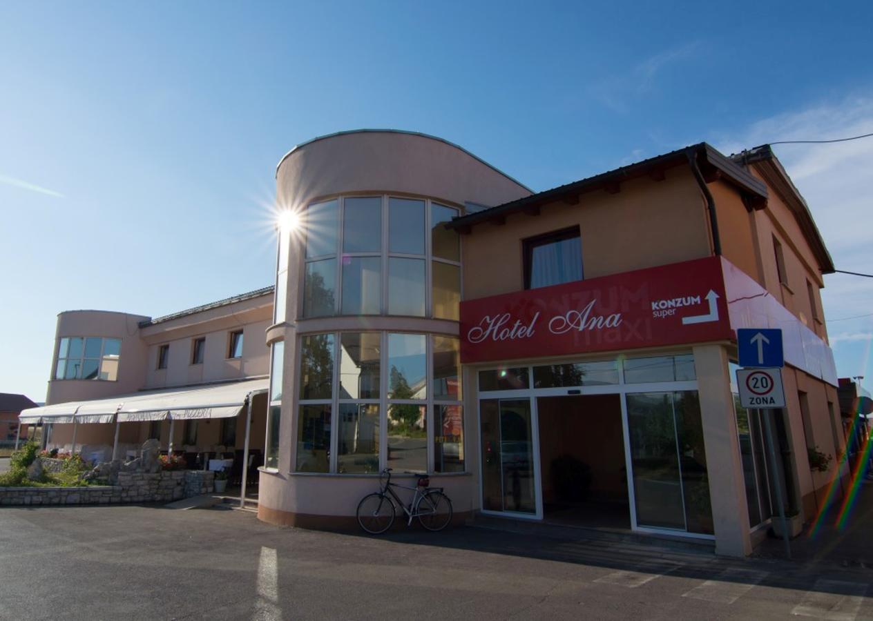 Hotel Ana Госпич Экстерьер фото